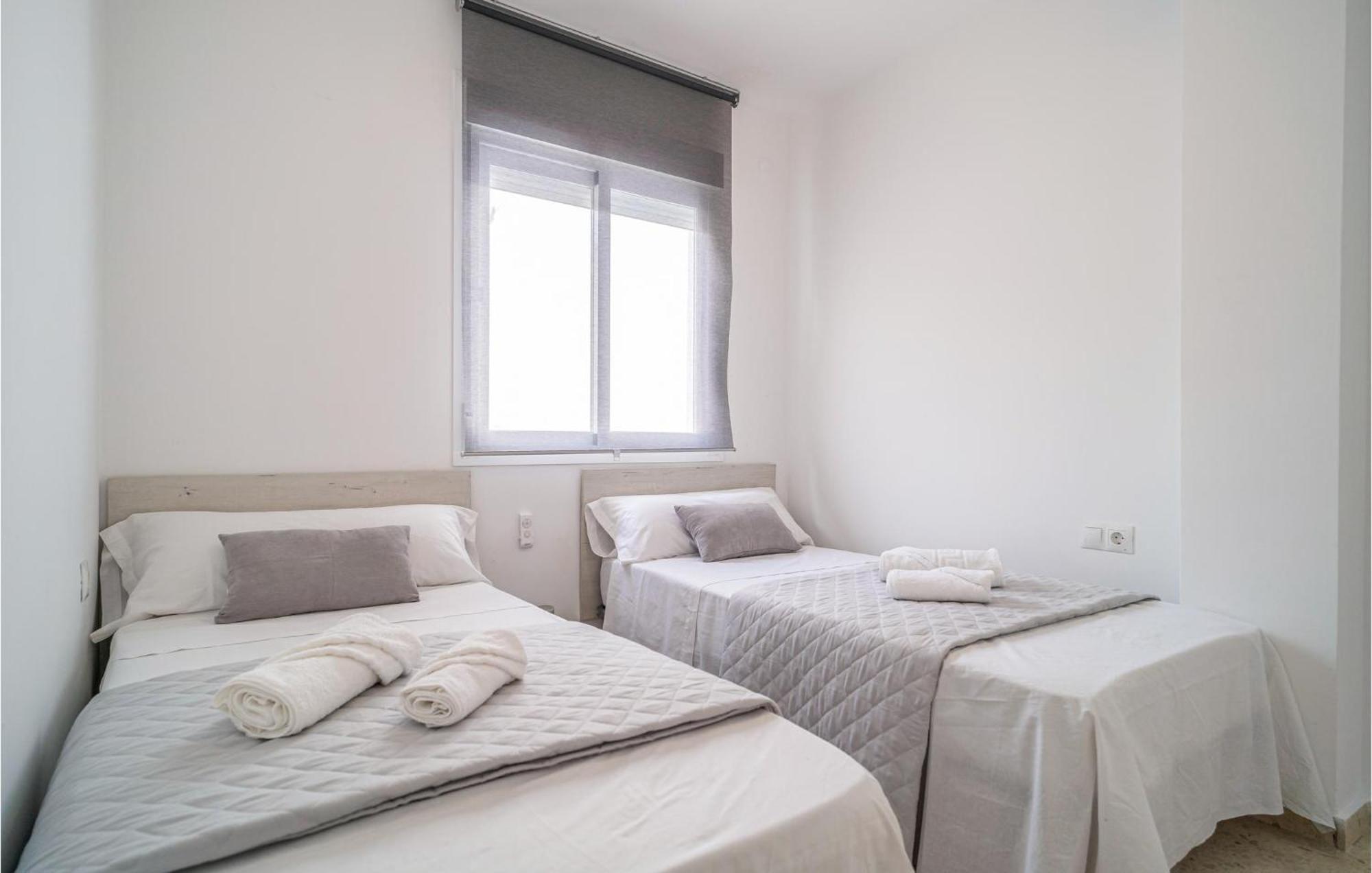Nice Home In Velez-Malaga With Wifi Экстерьер фото